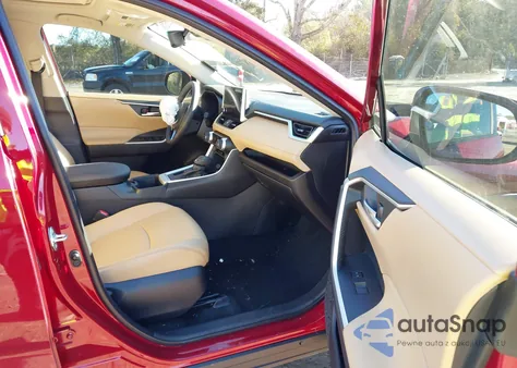 2024 Toyota Rav4 Xle Premium from USA, damaged, VIN 2T3C1RFV0RW308554